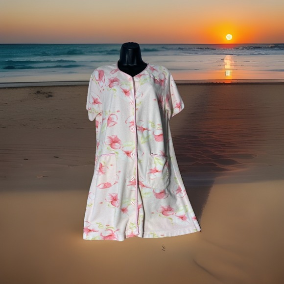 Calypso St. Barth Other - Calypso Women's Robe Small Terrycloth Pink Floral Housecoat Beach Pool  Button